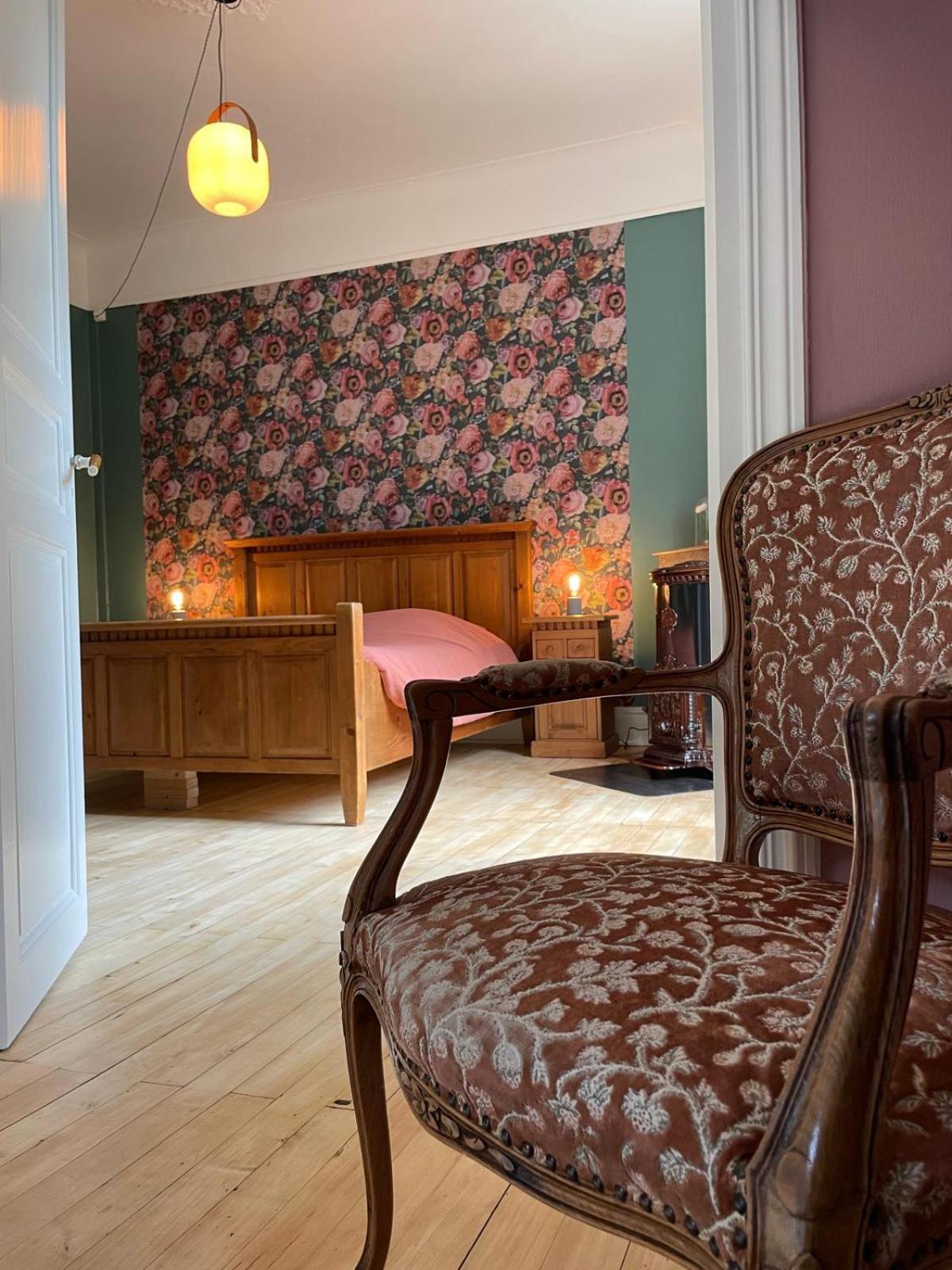 Bed and Breakfast Domaine La Rose Caylus Exterior foto